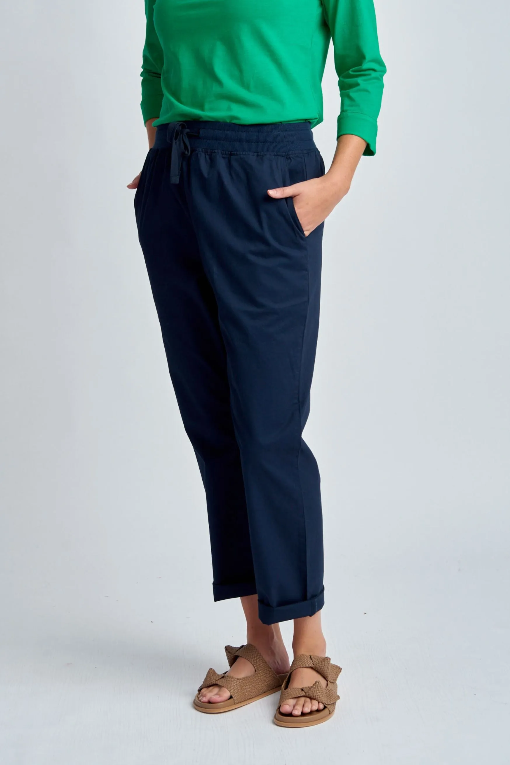 Relaxed Cropped Cotton Pant Navy