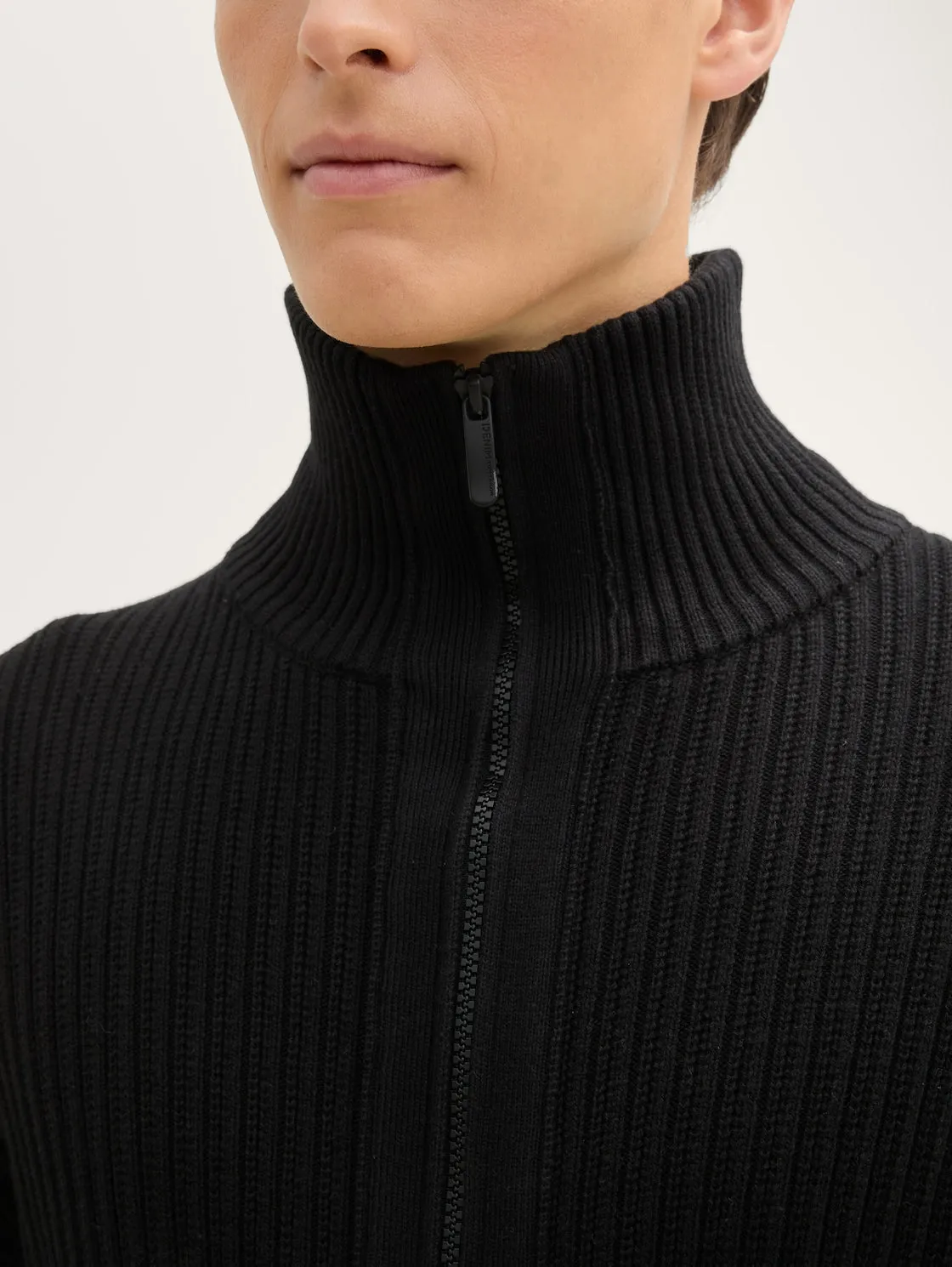 RELAXED STRUCTURE KNIT JACKET
