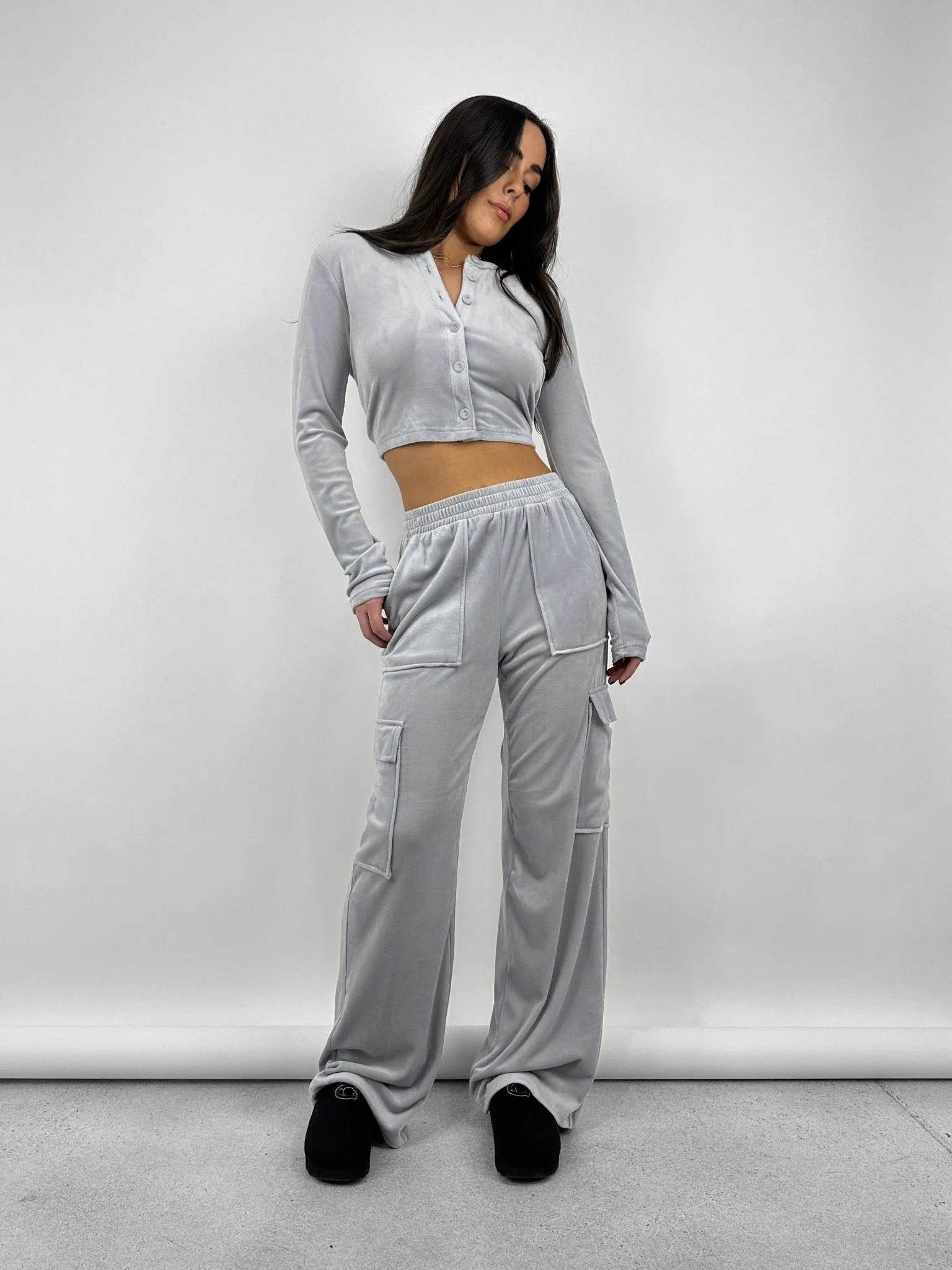 Relaxed Velvet Cargo Pant
