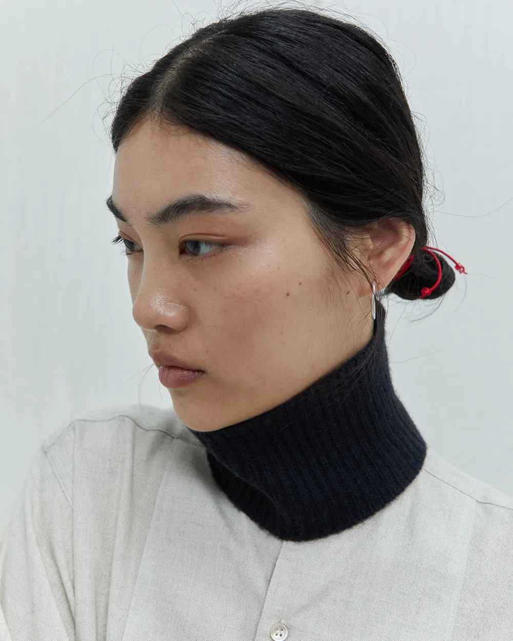 Ribbed Neck Piece