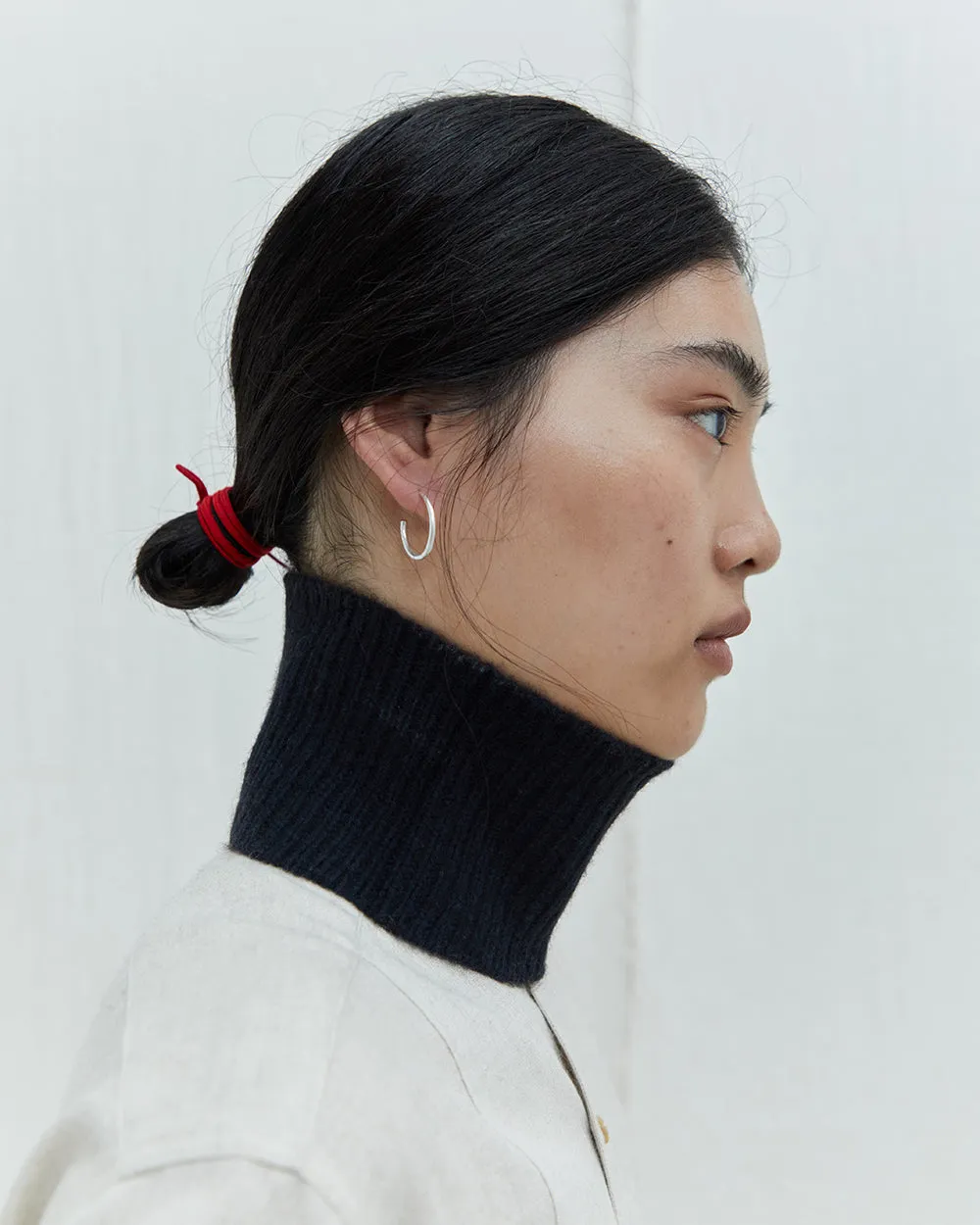 Ribbed Neck Piece