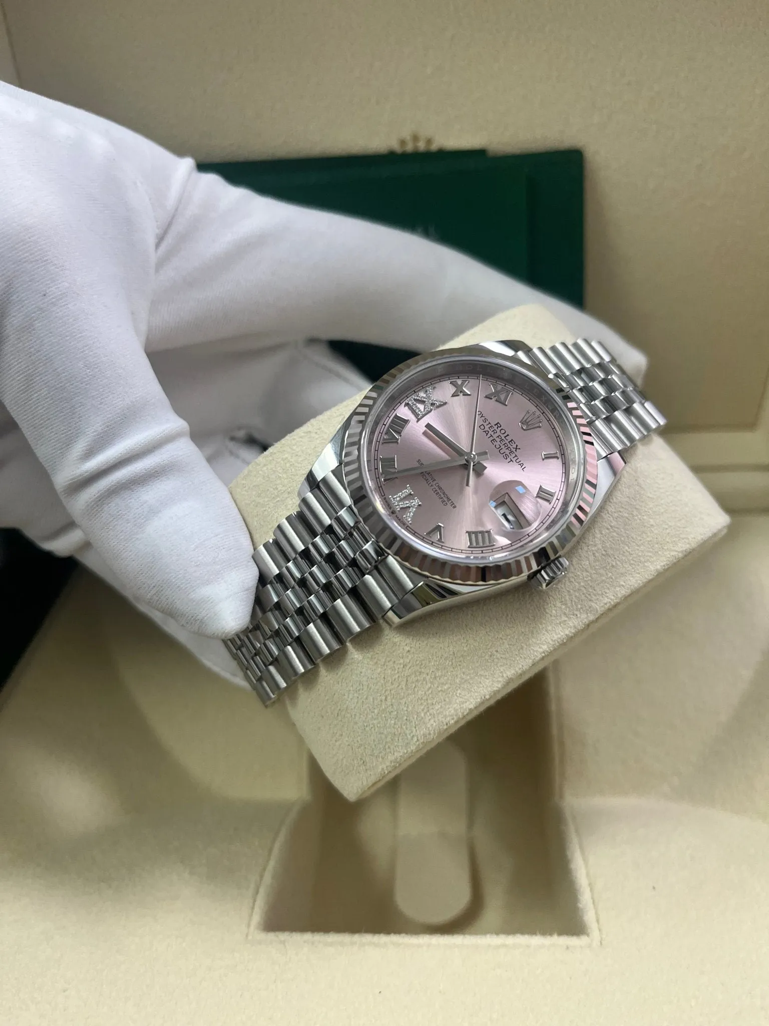 Rolex Datejust 36 Jubilee Pink Roman Dial Ladies (Reference 126234)