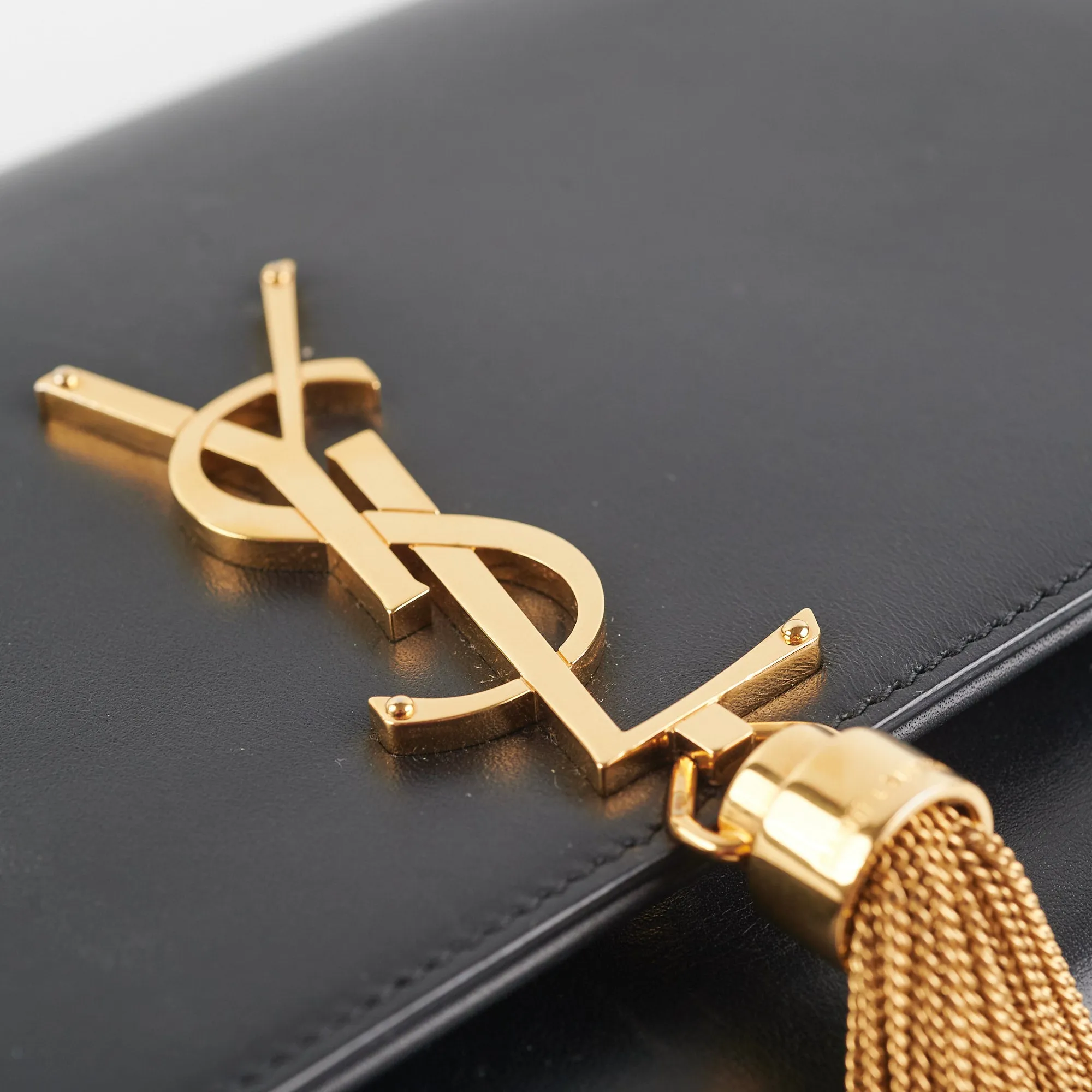 Saint Laurent Kate Medium with Tassel Black