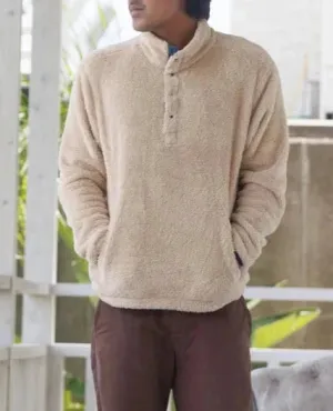 Shaggy Pullover in Natural