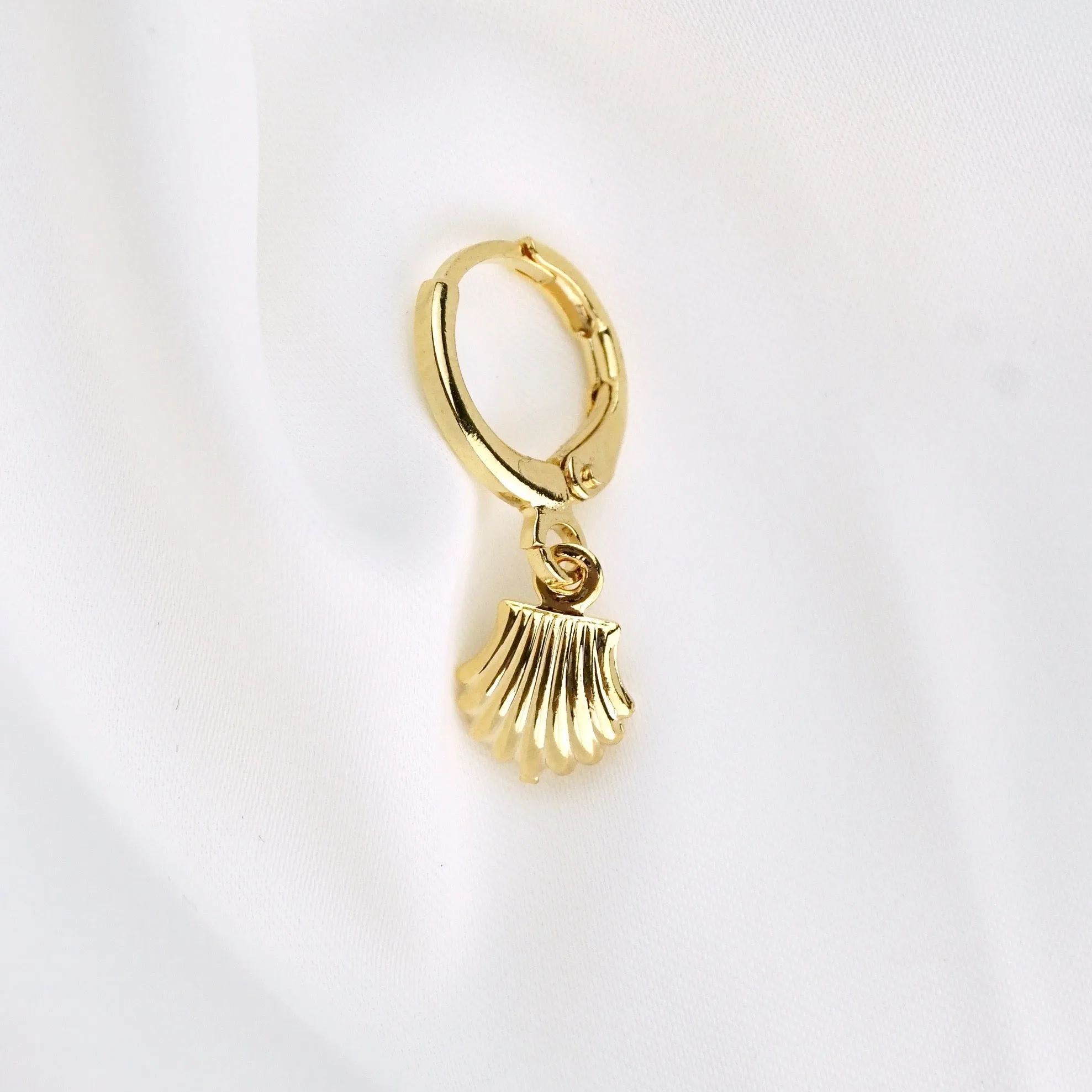Shell Earring