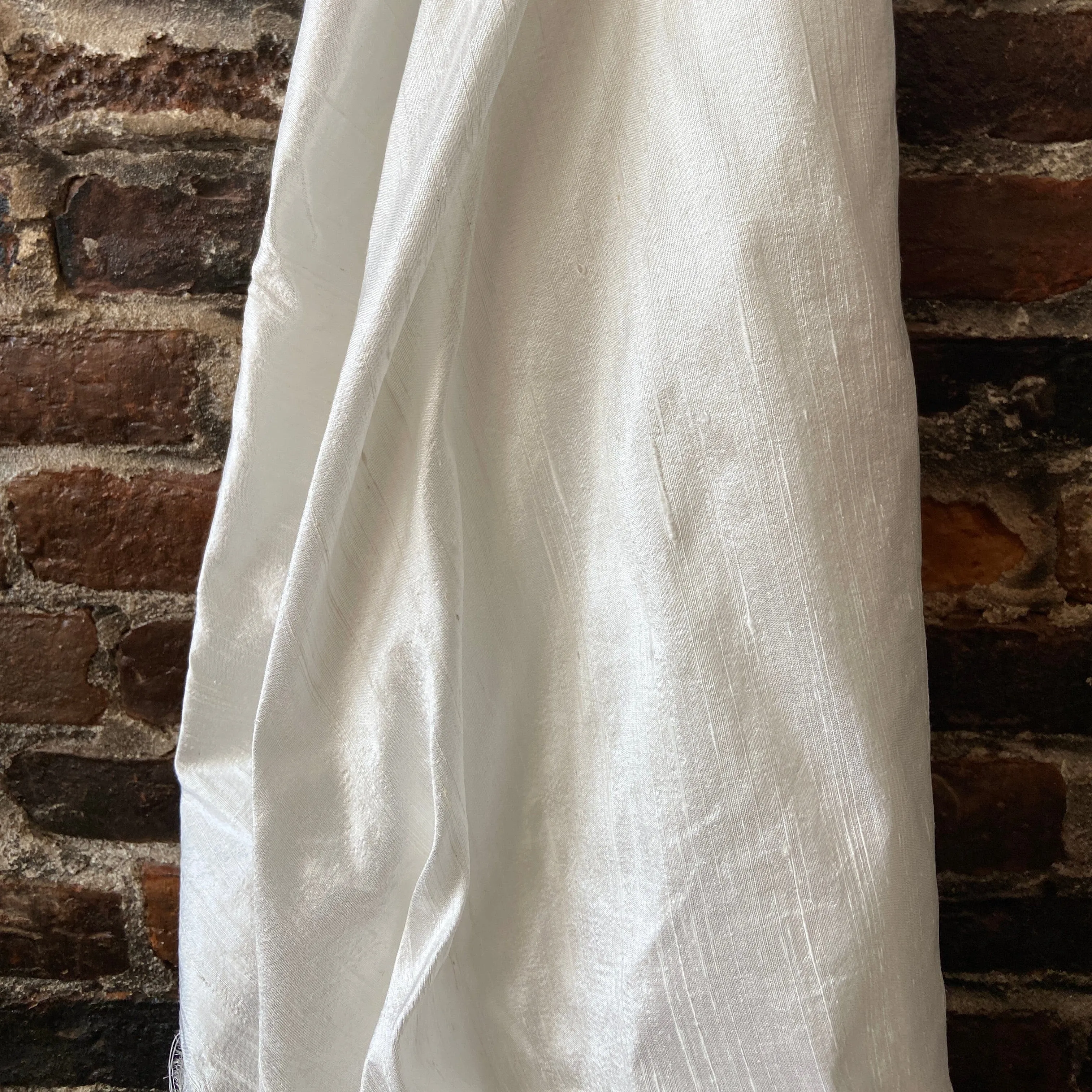 Shoreline Silk in White - 44"/45" Wide