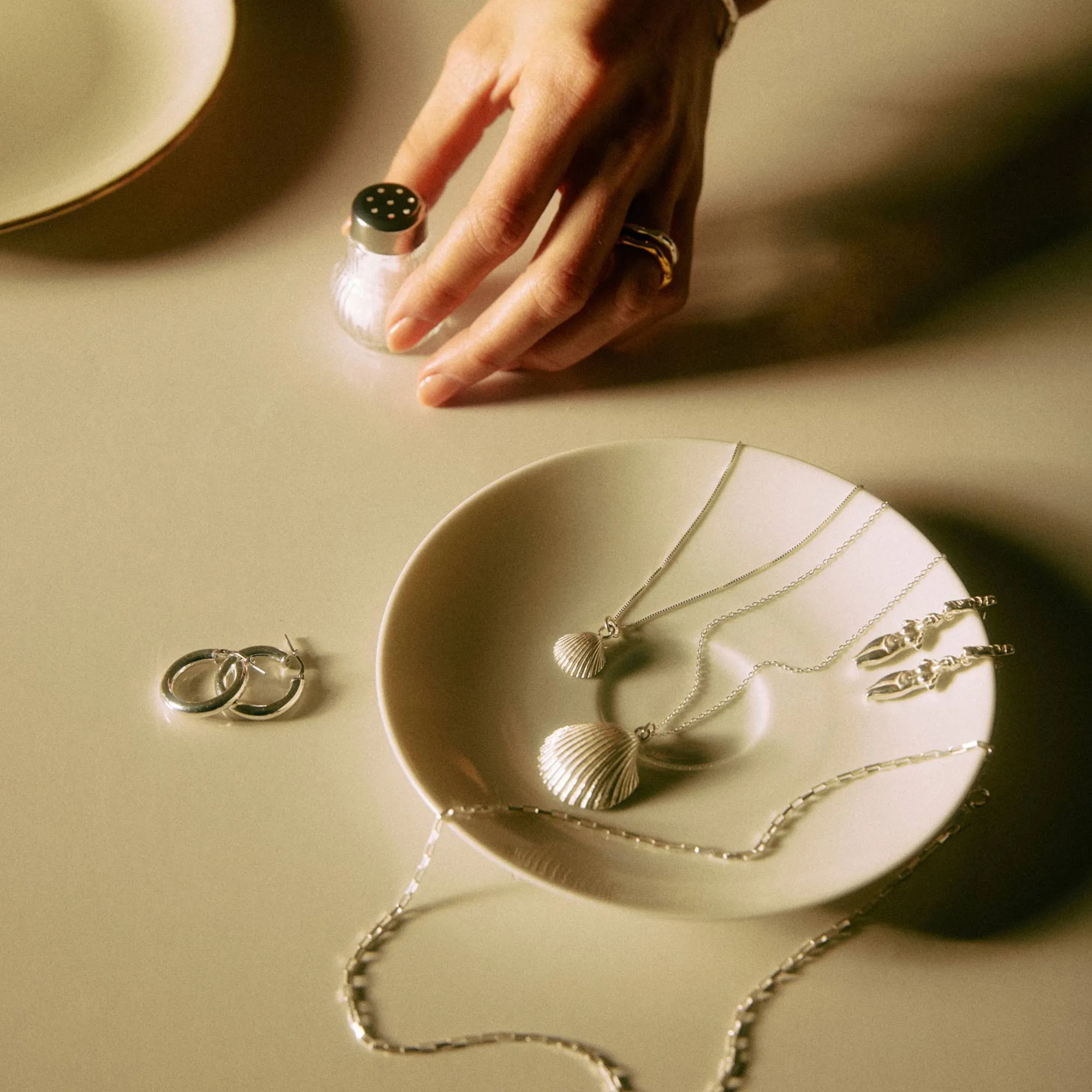 Small Shell Pendant - Silver