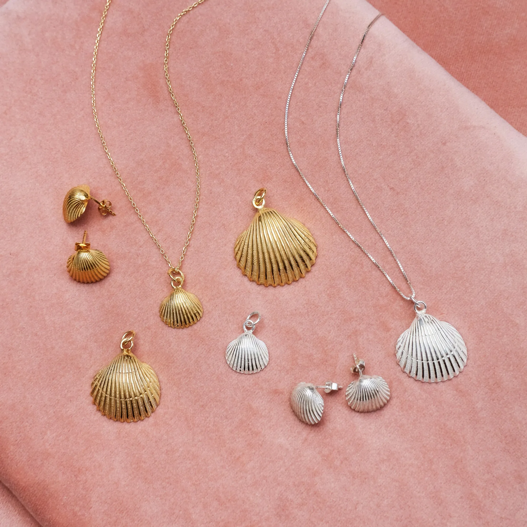 Small Shell Pendant - Silver