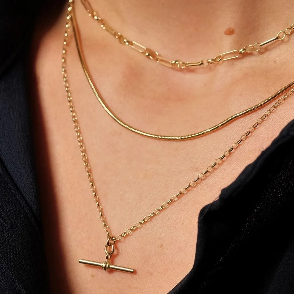 Solid Gold T-Bar Necklace