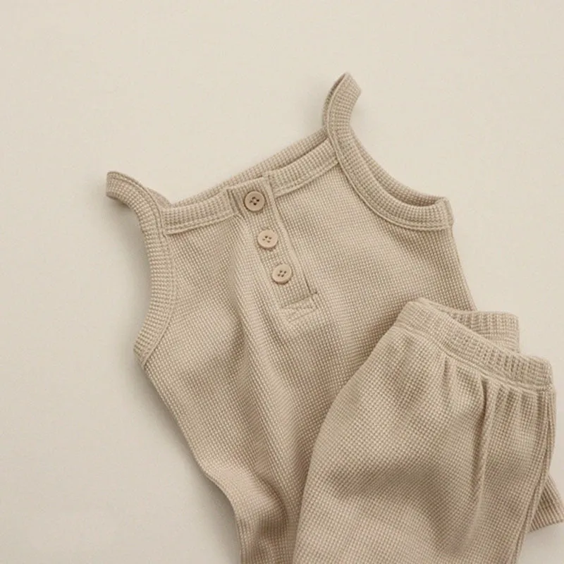 Solid Sleeveless Tops & Shorts Set