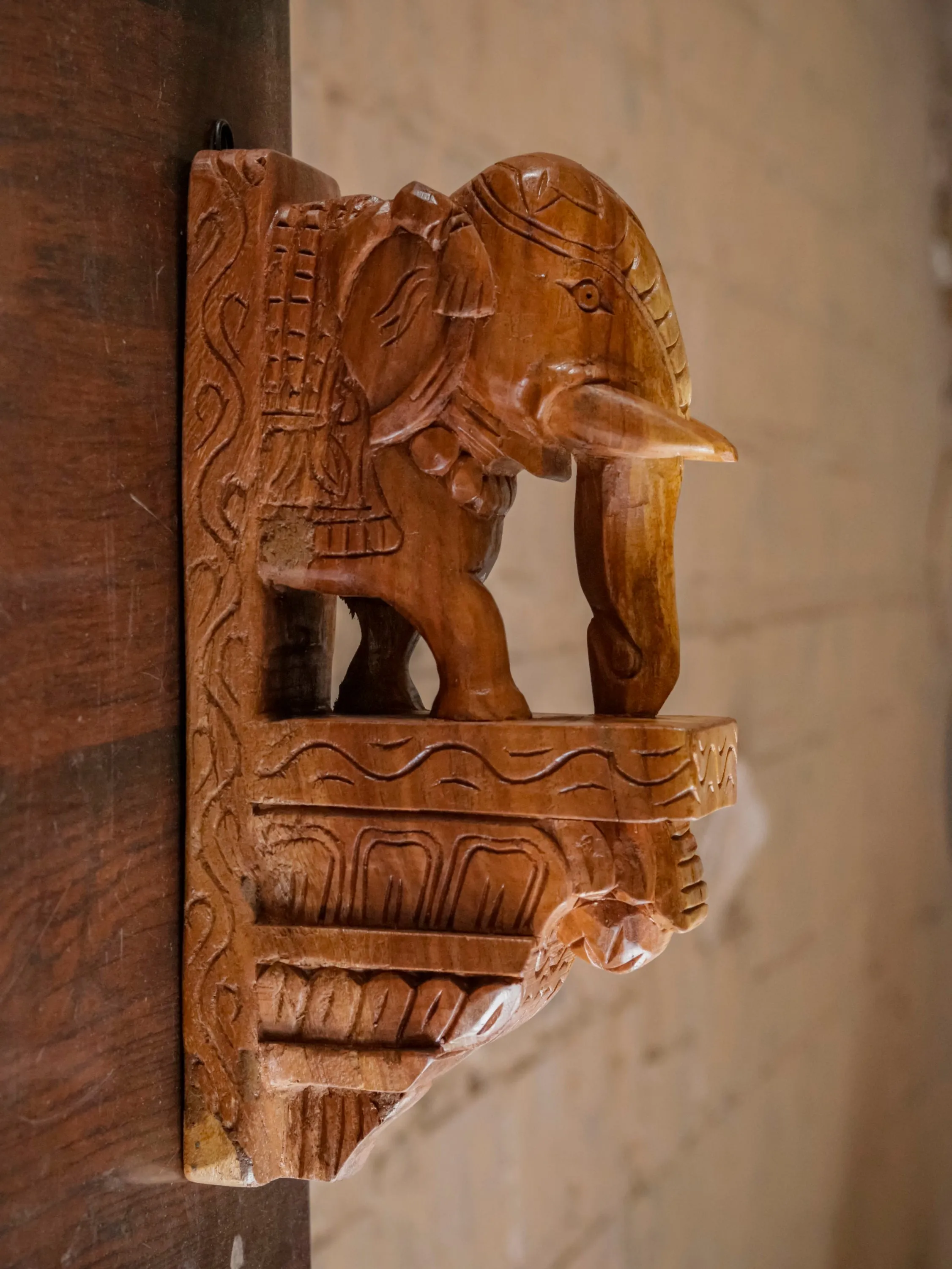 Solid Wood Elephant Compact Door Bracket