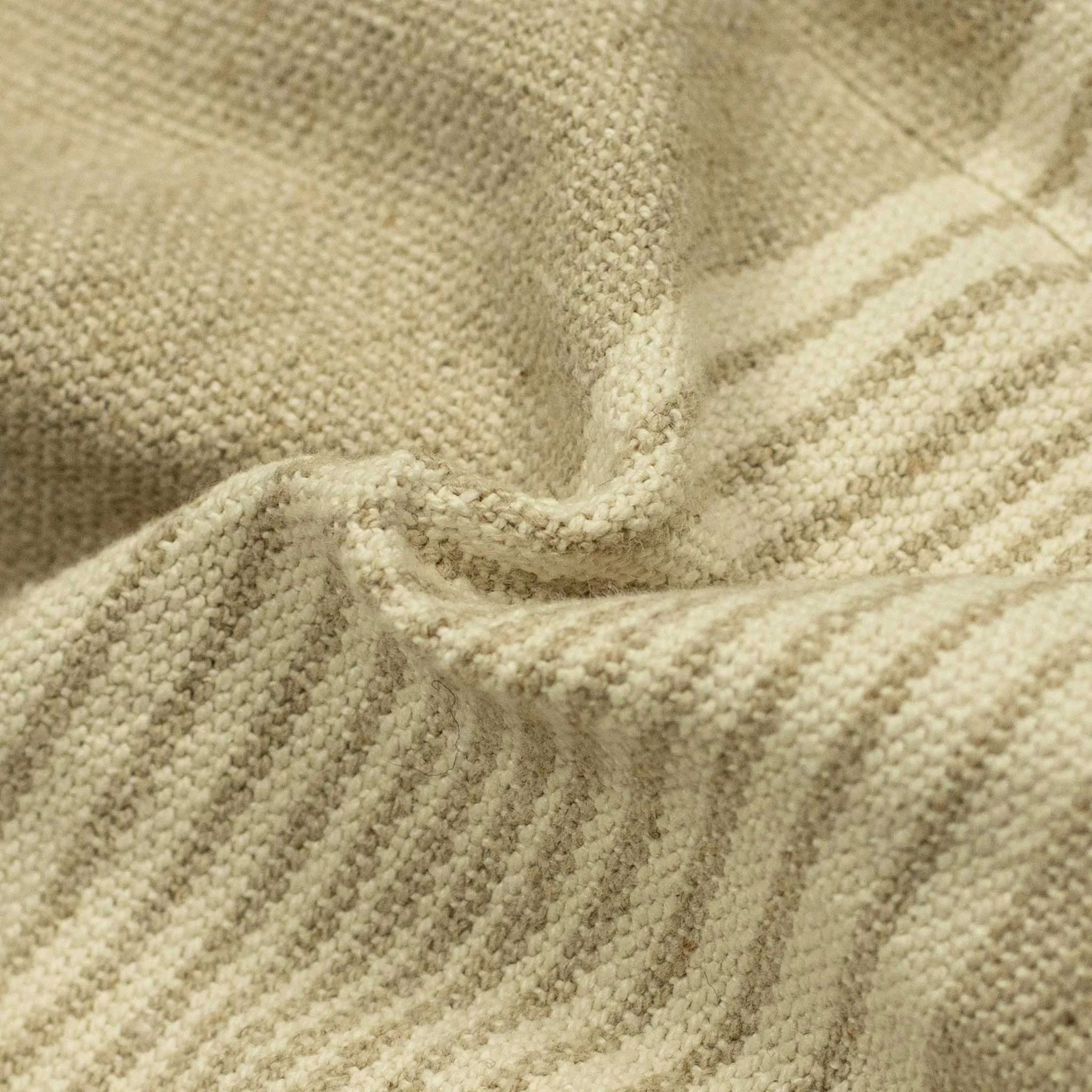 Striped puffer vest in natural linen and cotton canvas