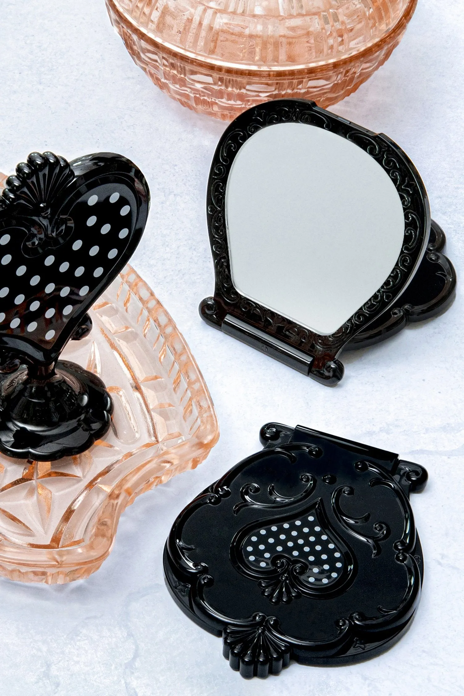 Sui Black Compact Mirror