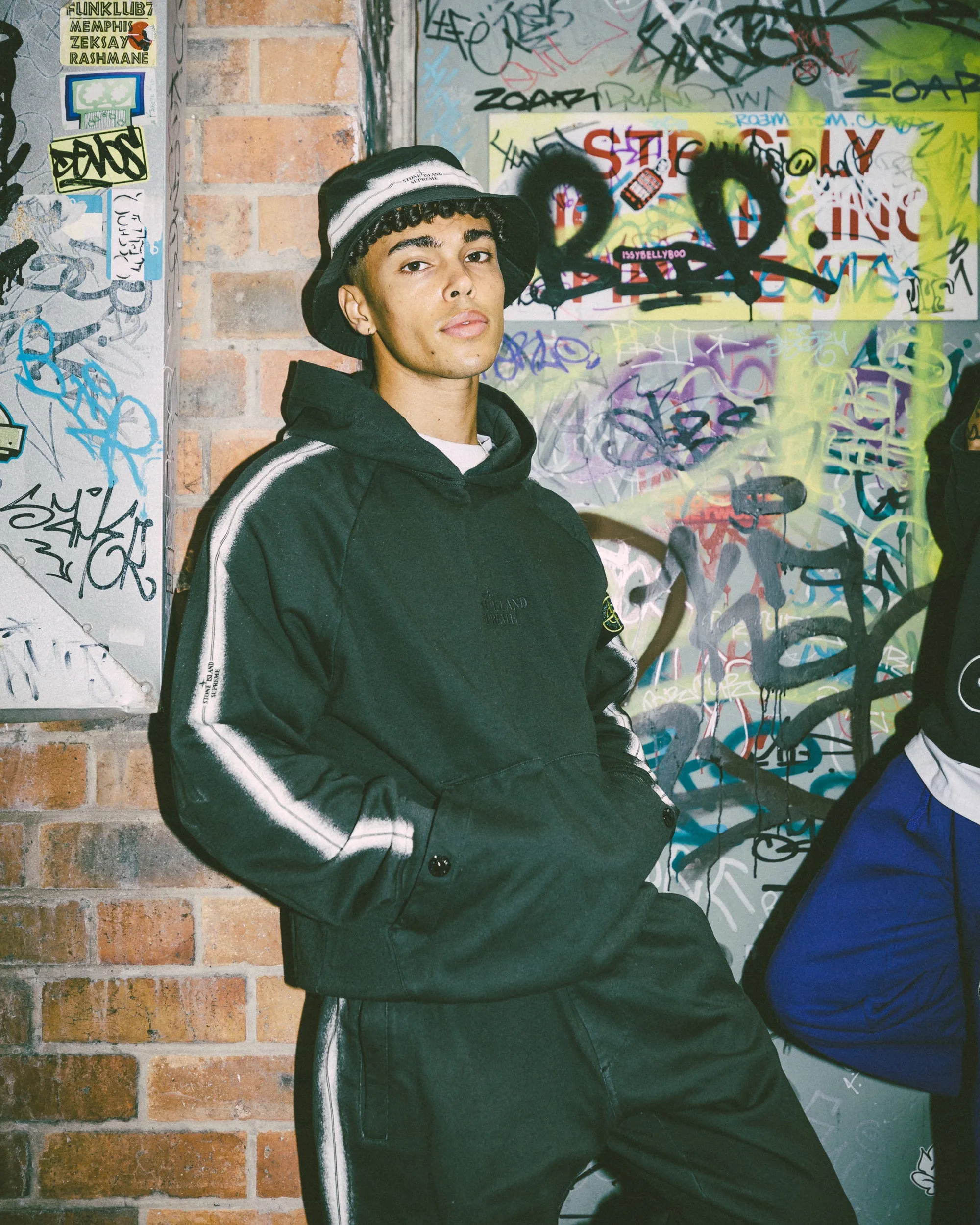 Supreme X Stone Island Stripe Hoodie Black