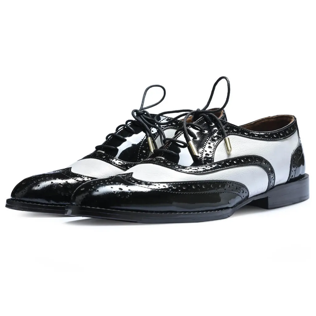 THE LONDON BROGUES IN BLACK & WHITE