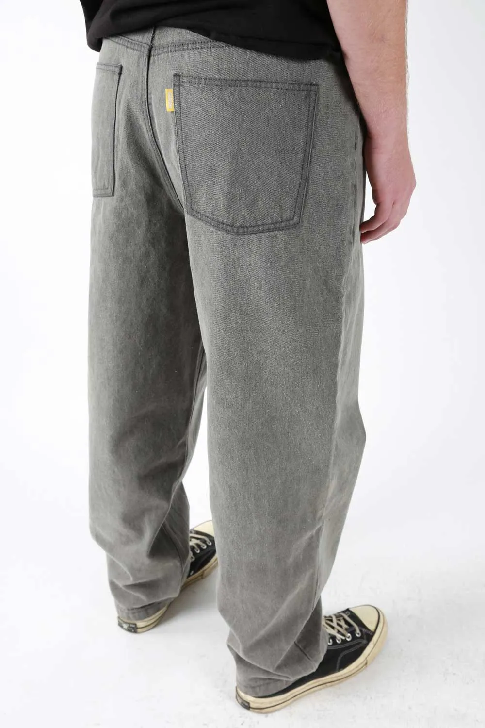 Theories Plaza Jeans Washed Grey