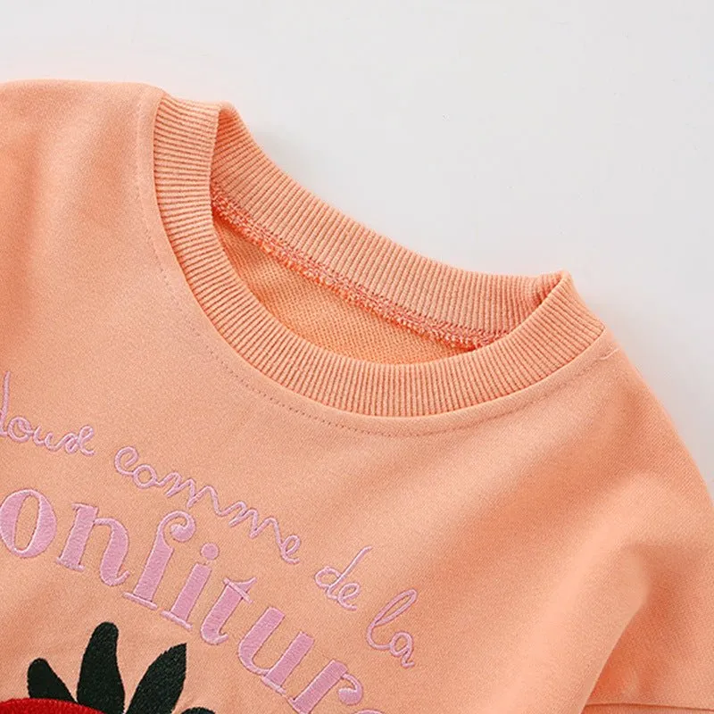 Toddler/Kid Girl Soft Strawberry Embroidery Sweatshirt