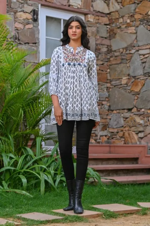 Trendy Short Top