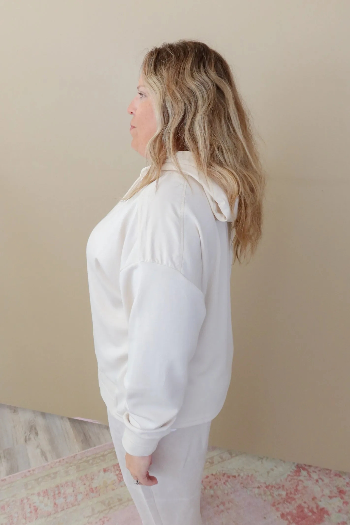 Tribal Brand Eggshell Lux Stretch Hooded Top