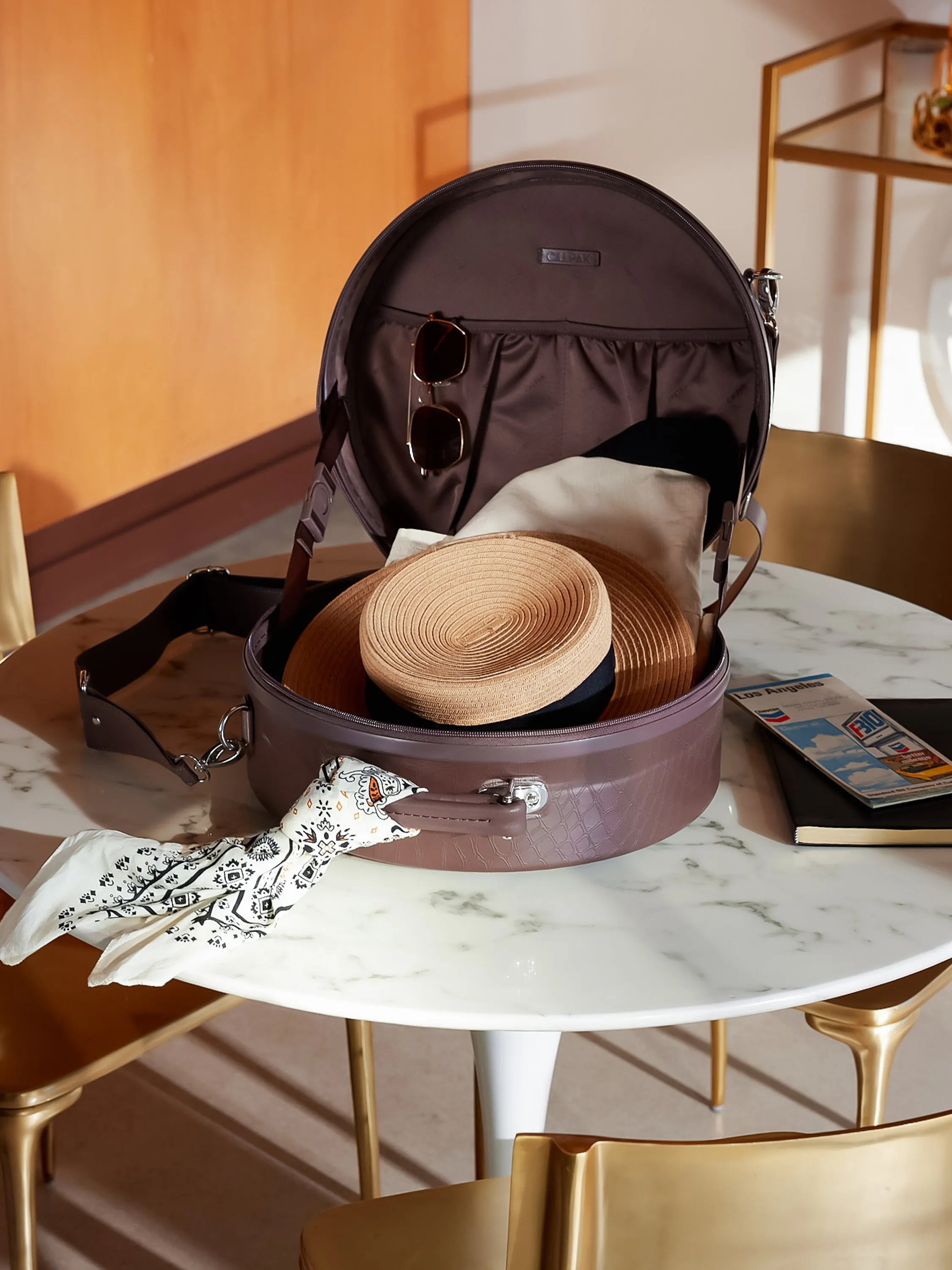 Trnk Small Hat Box