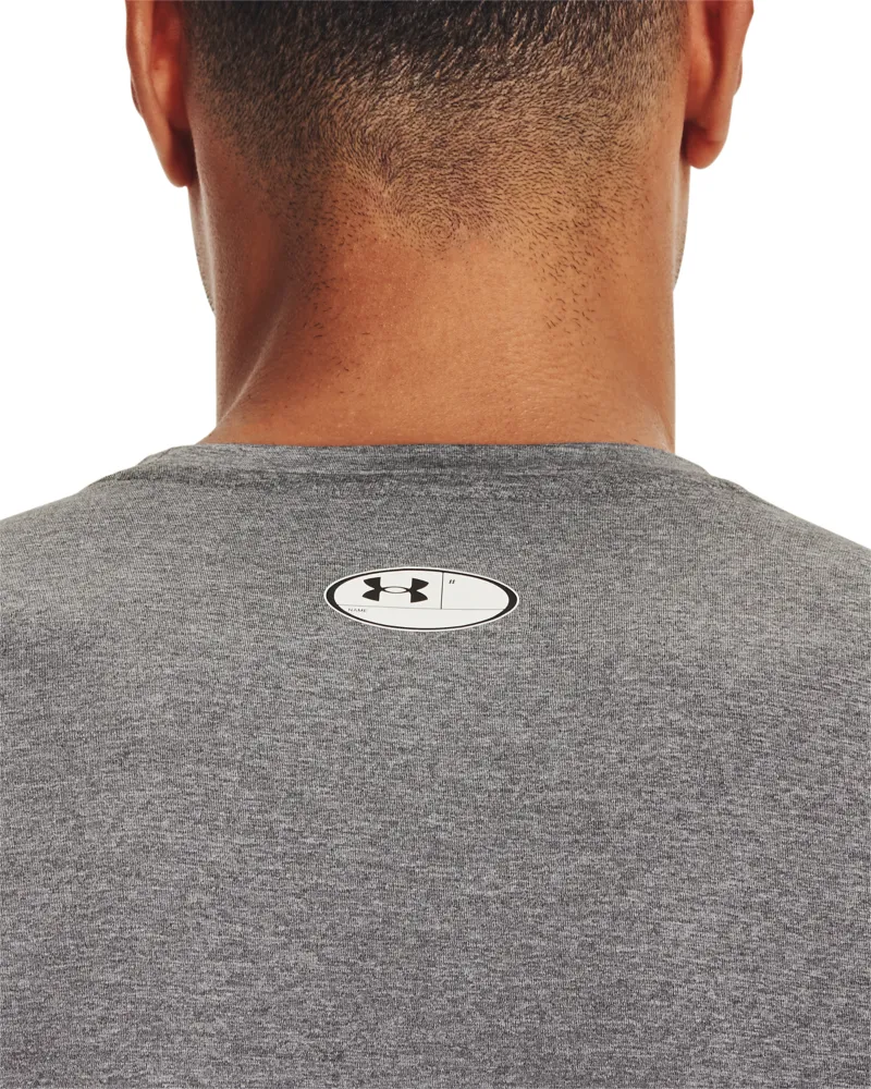 Under Armour Men&#x27;s UA HG Armour Fitted Short Sleeve Carbon Heather | Buy Under Armour Men&#x27;s UA HG Armour Fitted Short Sleeve Carbon Heather here | Outnorth