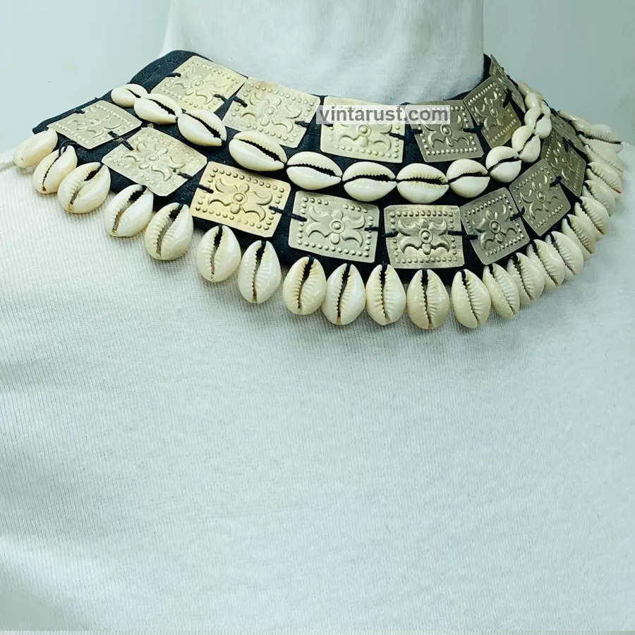 Unique Boho Choker Necklace With Shells and Metal Pieces