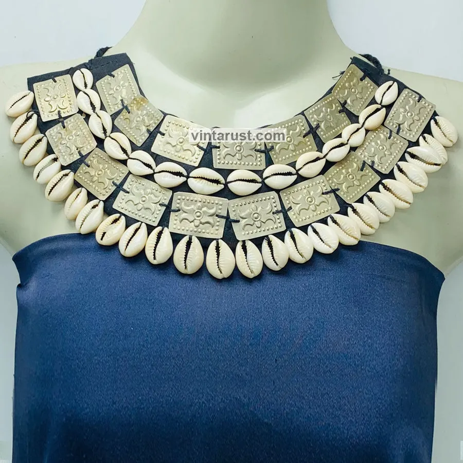 Unique Boho Choker Necklace With Shells and Metal Pieces