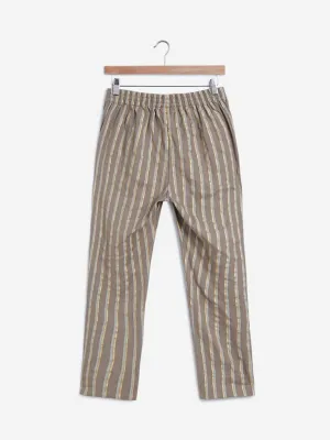 Utsa Grey Striped Cropped Ethnic Pants
