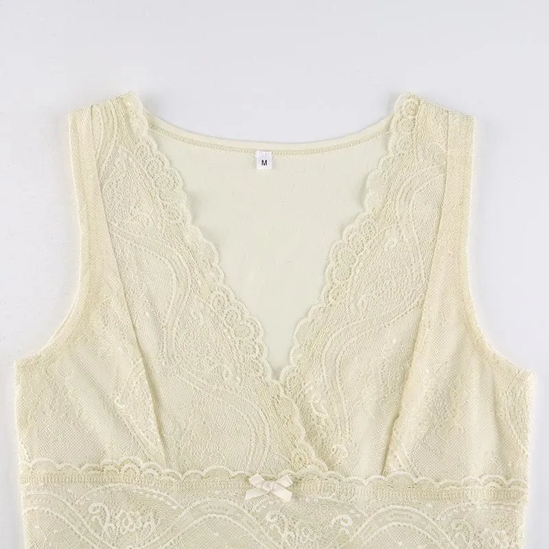 V neck sleeveless lace hem top