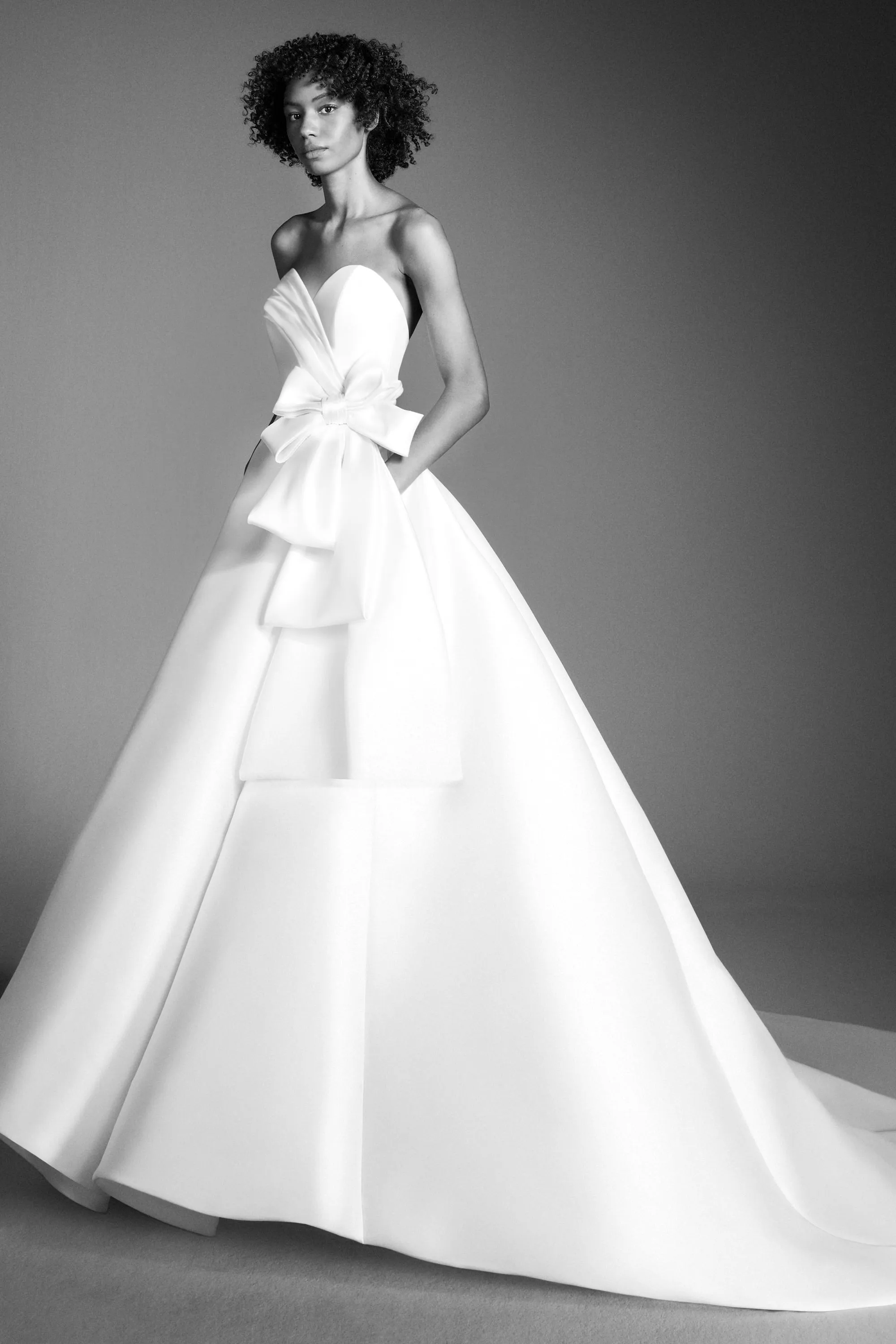 VRM406 - ROYAL RIBBON GOWN