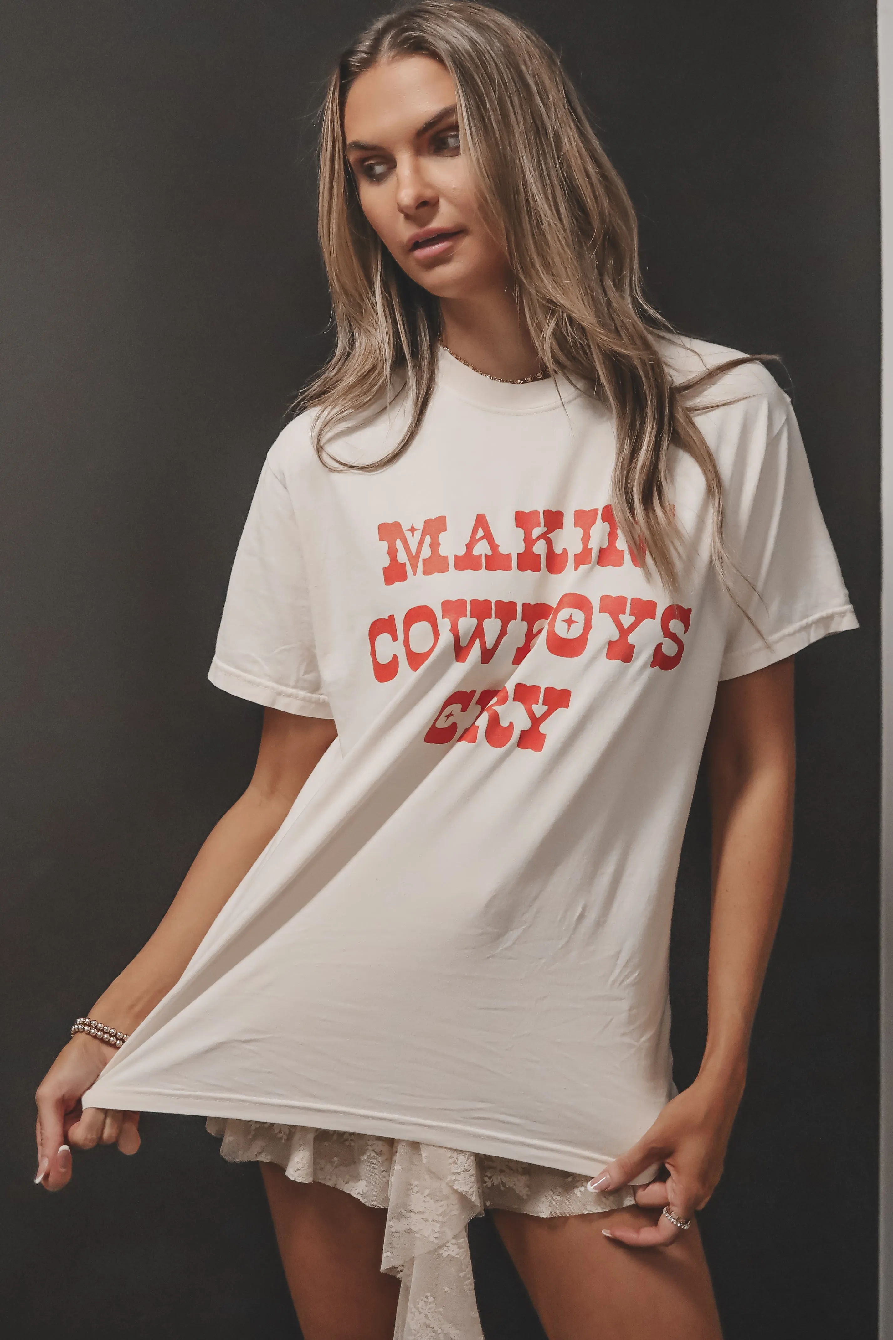 Western Makin Cowboys Cry Rodeo Graphic Top