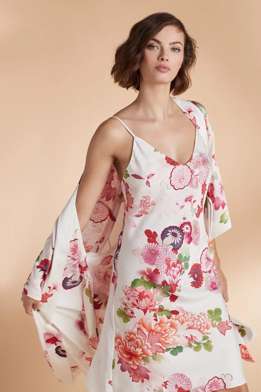 Winter Peony Wrap