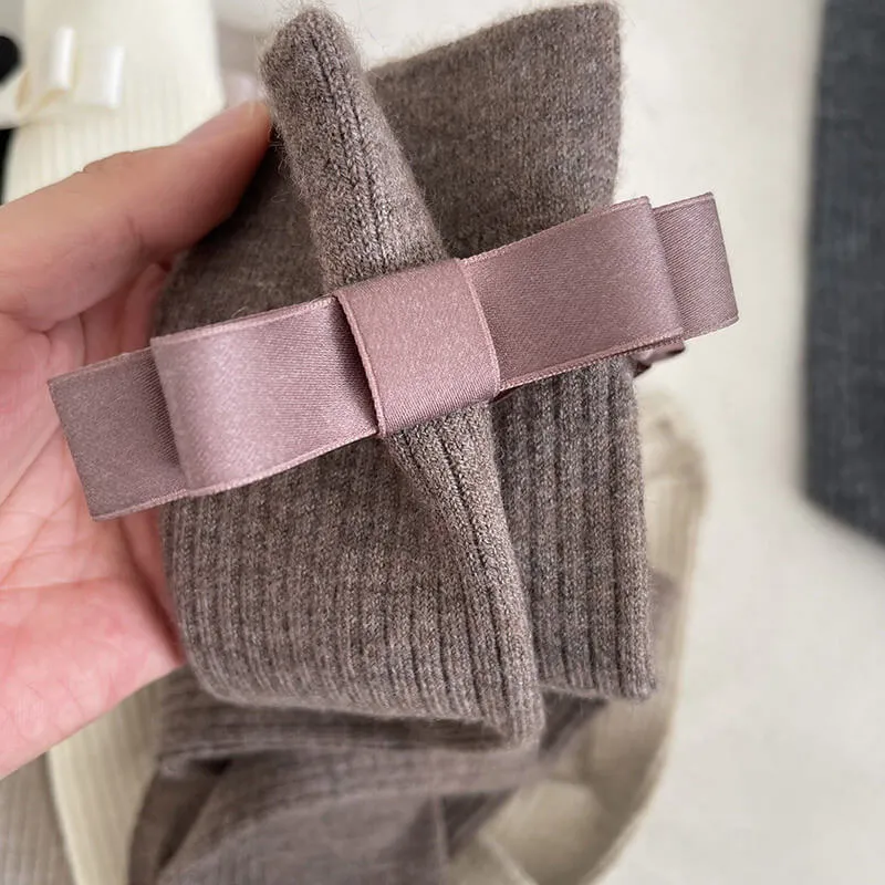 Winter woolen knot bow stockings
