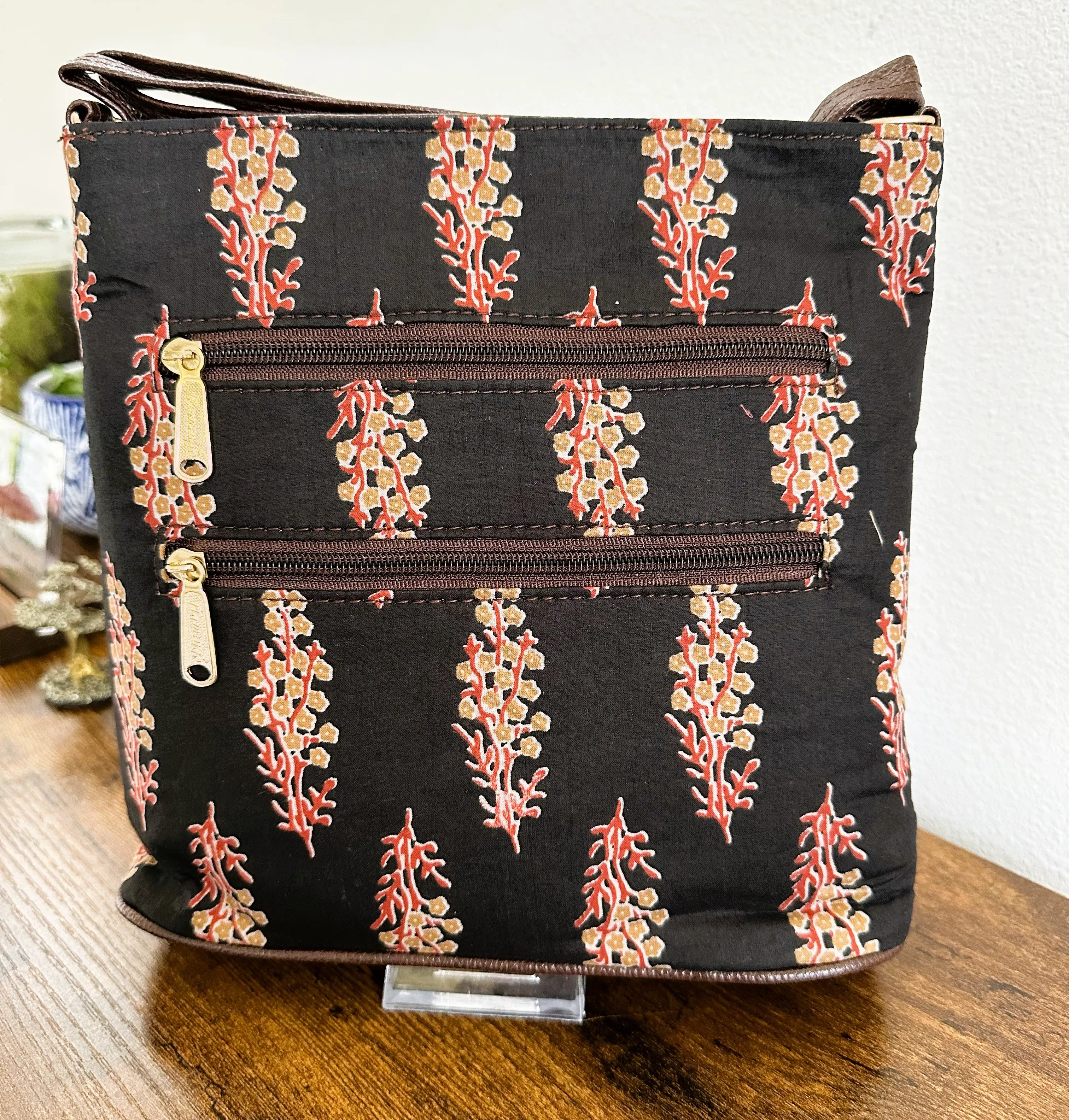 Women Ikat Crossbody Sling Bags