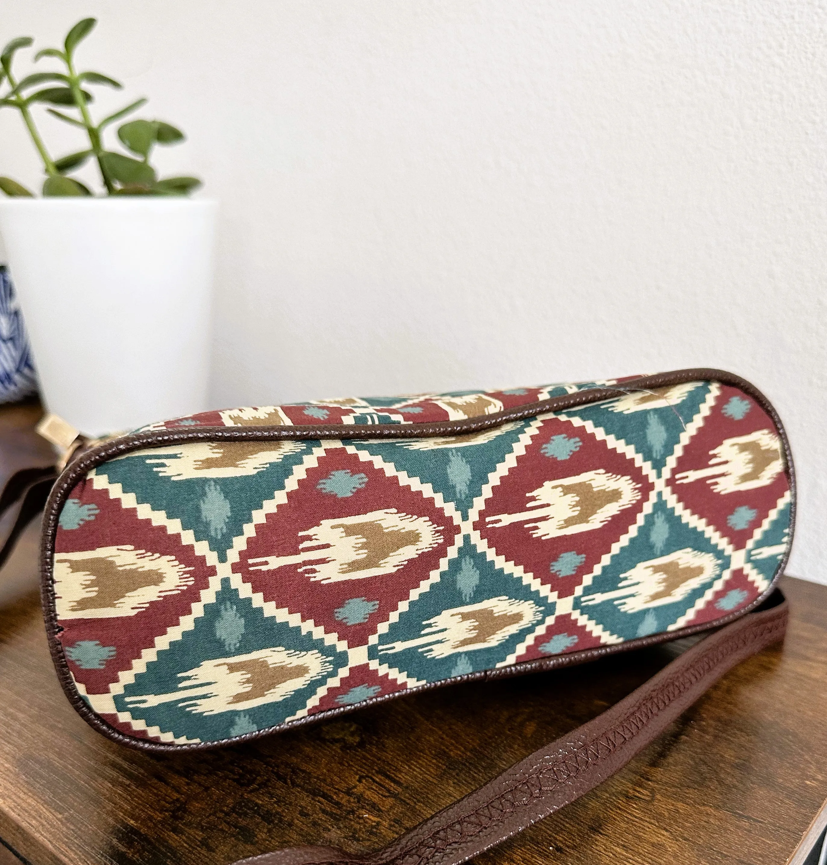 Women Ikat Crossbody Sling Bags