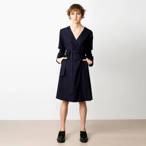 Wrap Dress in Wool Navy