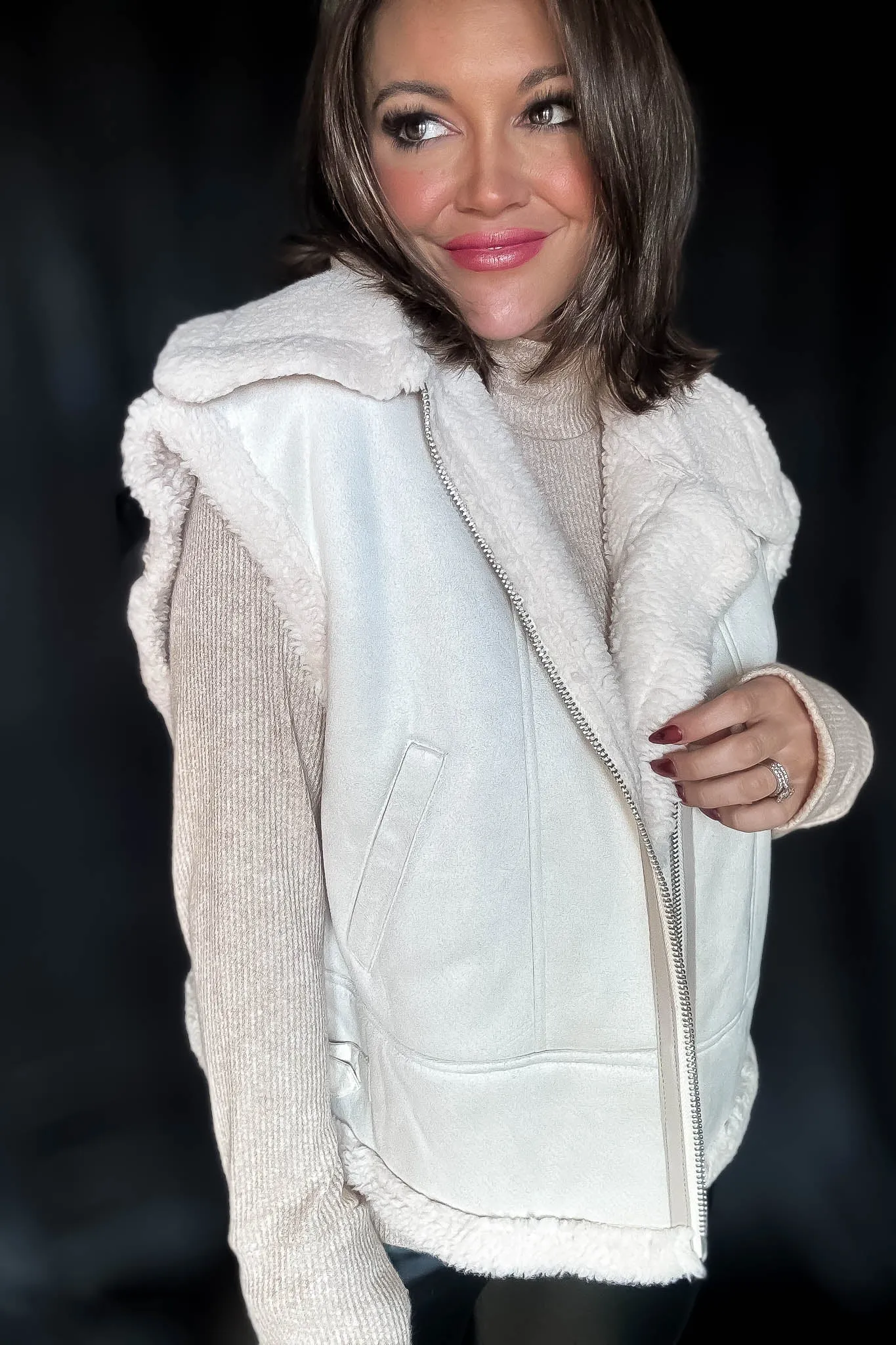 Wrap Up In Warmth Cream Fur-Contrast Zippered Suede Vest