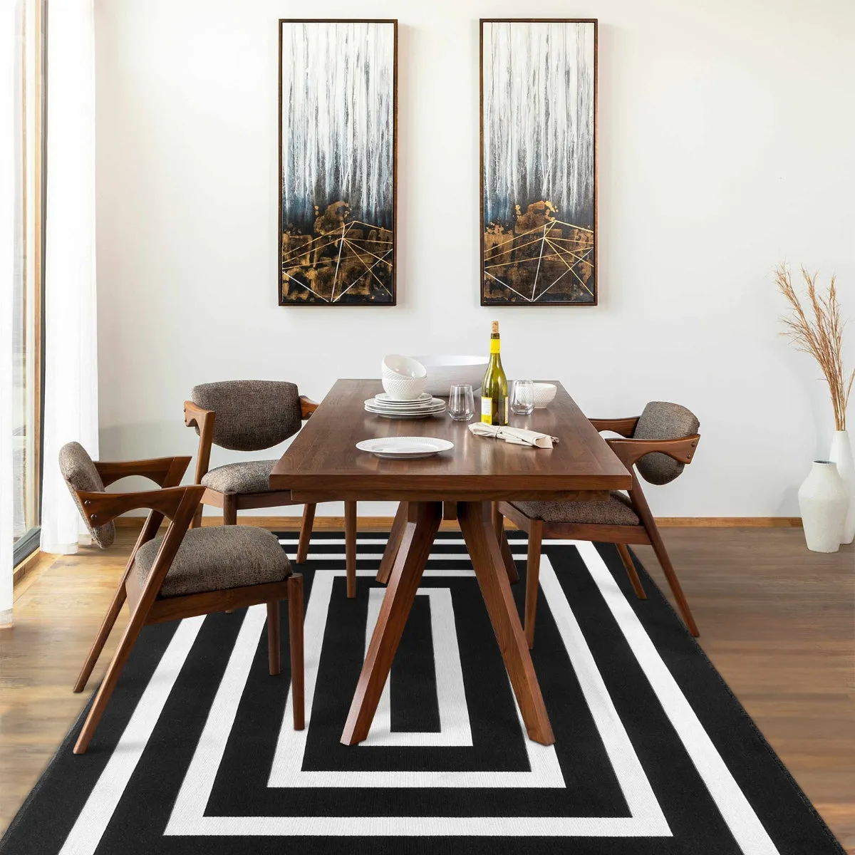 Yanis Modern Geometric Cotton Indoor Outdoor Black Area Rug
